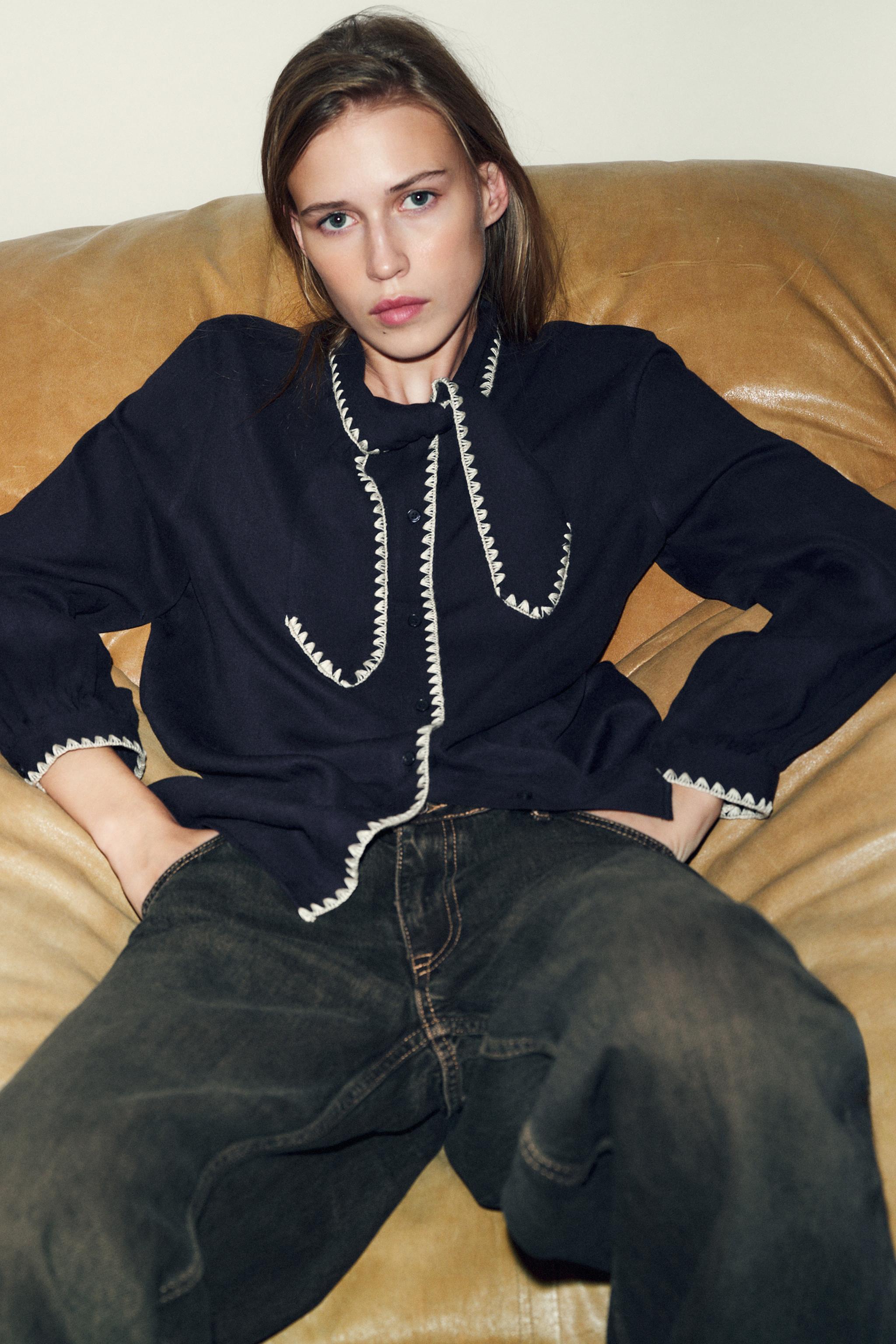 CONTRAST TOPSTITCHING TIE BLOUSE